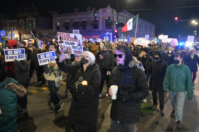 ice polisleri abd li kadini oldurdu protestolar 19437950 3058 m