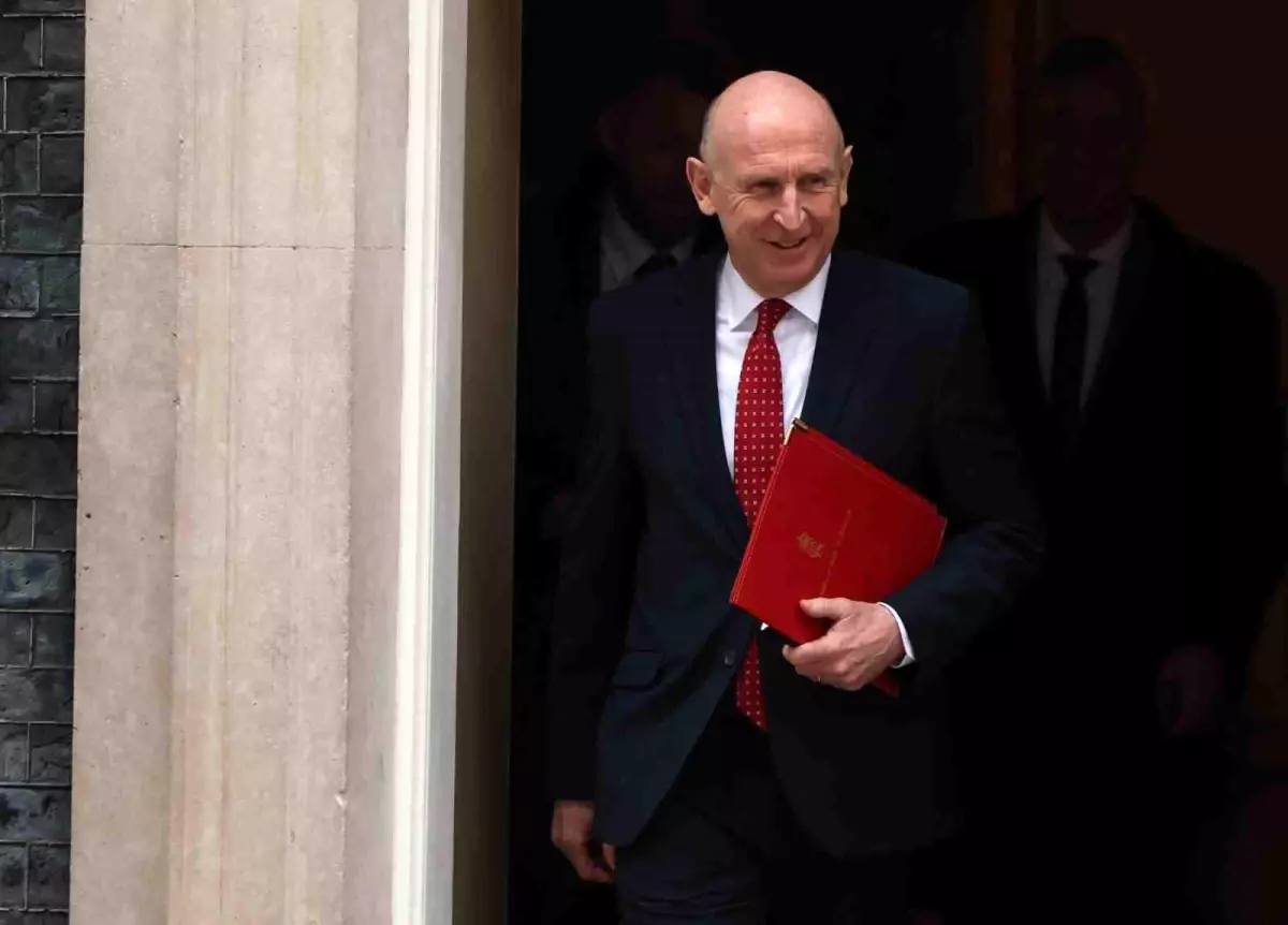 İngiltere Savunma Bakanı Healey: "ABD'nin Bella 1'e müdahalesine destek verdik"