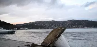 İstanbul'da etkili olan şiddetli yağış ve fırtına hayatı olumsuz etkiledi