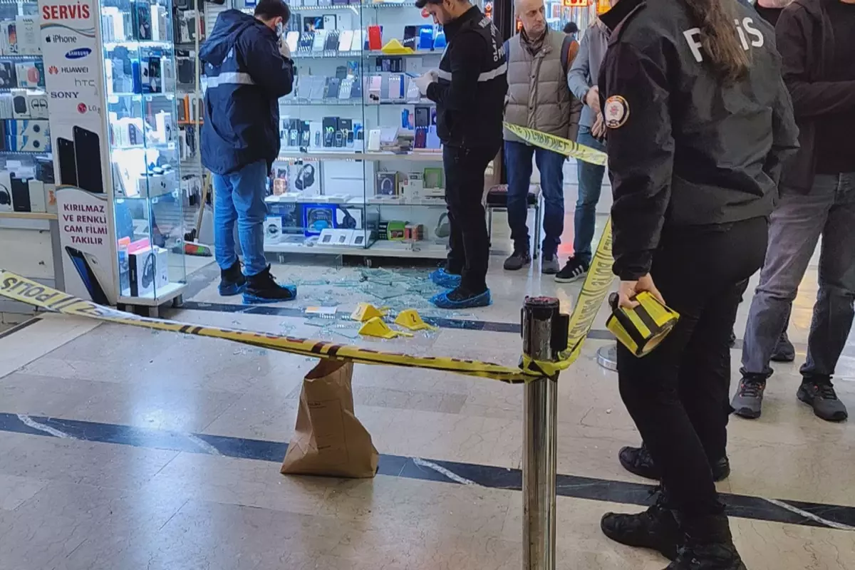 İstanbul'un en ünlü iş hanında silahlı saldırı