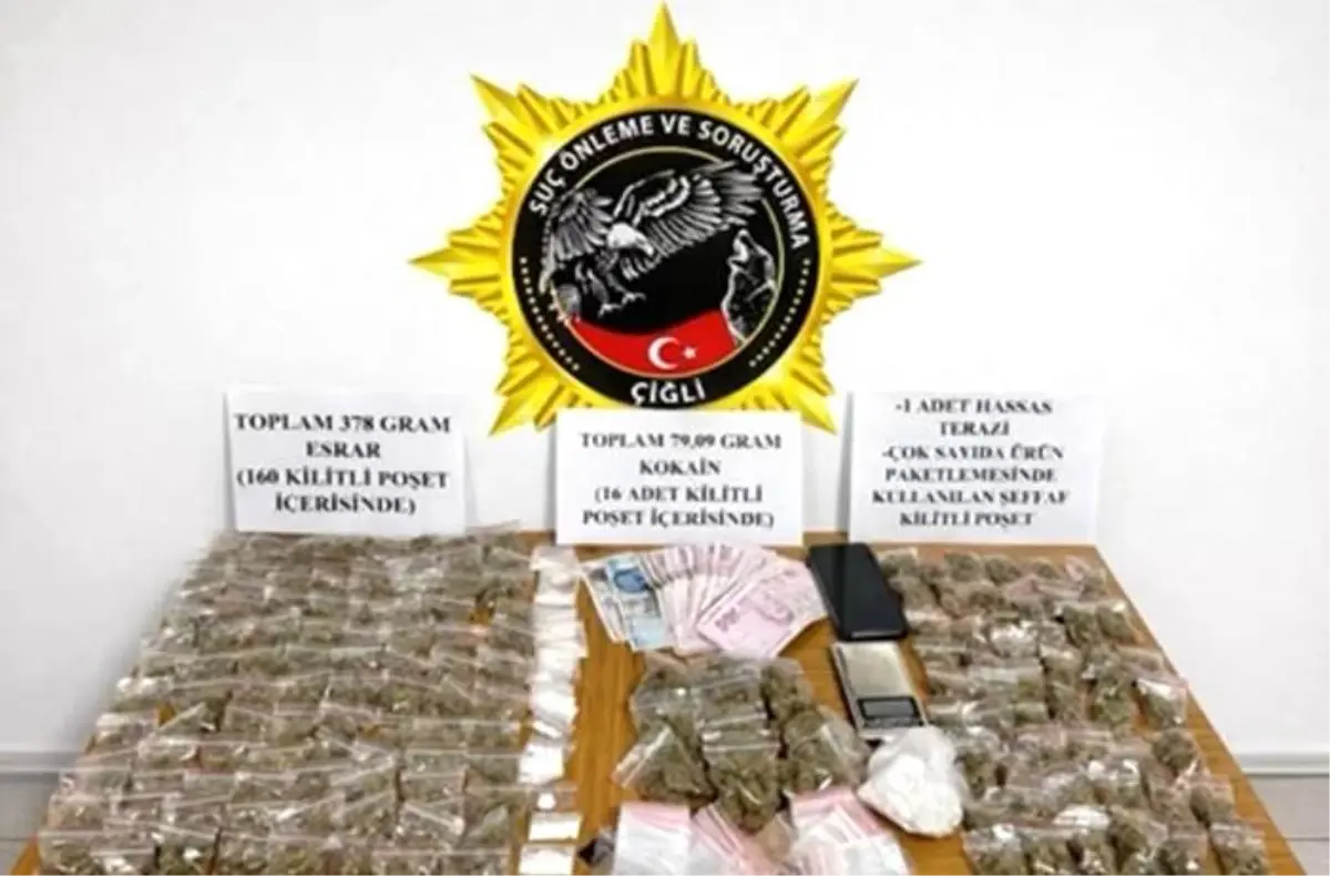 İzmir'de 16 yaşındaki çocuk torbacı, suçüstü yakalandı