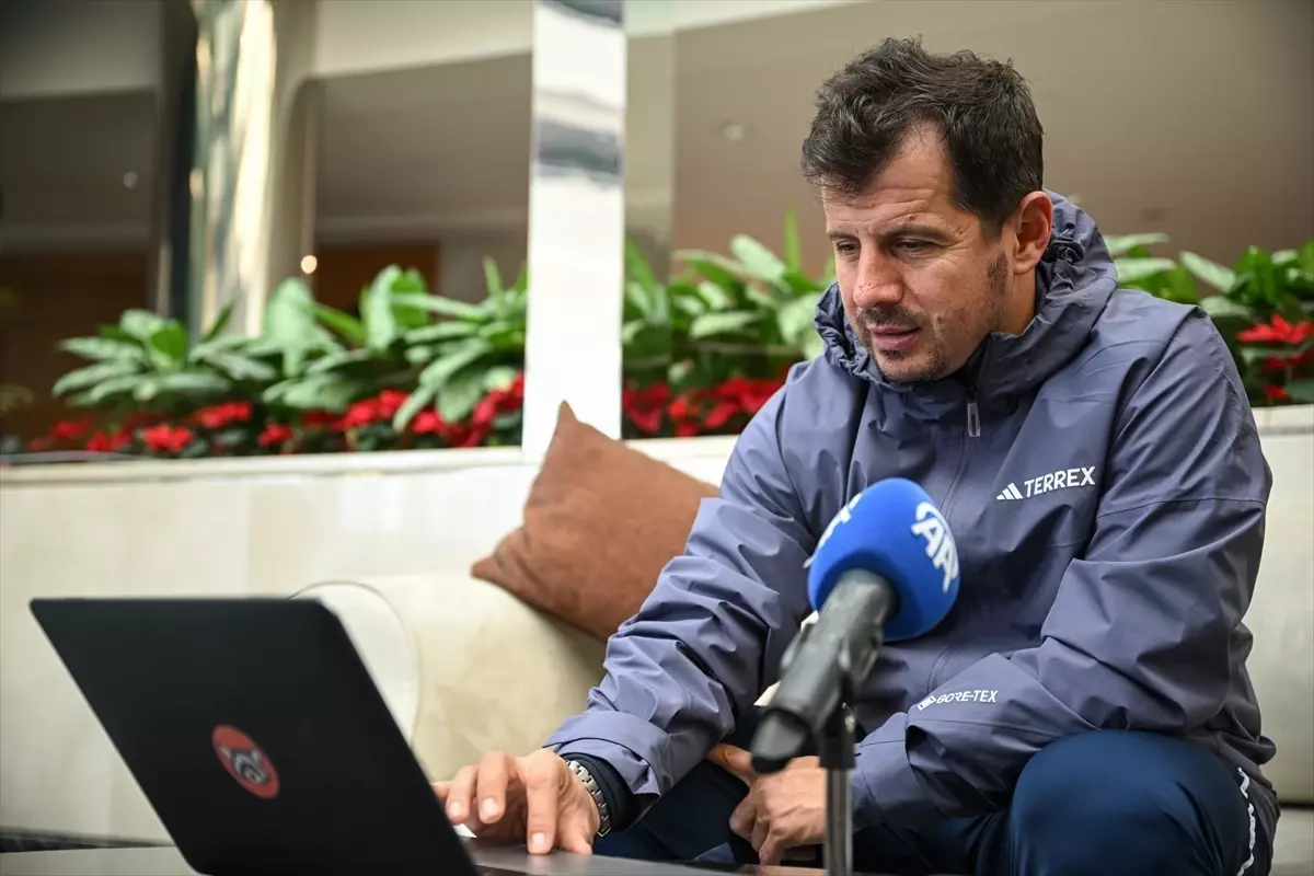 Kasımpaşa Teknik Direktörü Emre Belözoğlu, AA'nın "Yılın Kareleri" oylamasına katıldı Açıklaması