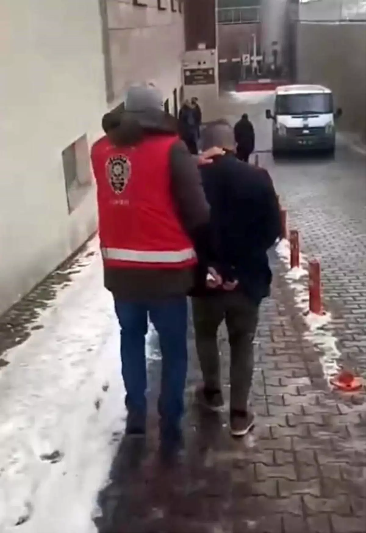 Kayseri'de kesinleşmiş hapis cezasıyla aranan 3 şahıs yakalandı