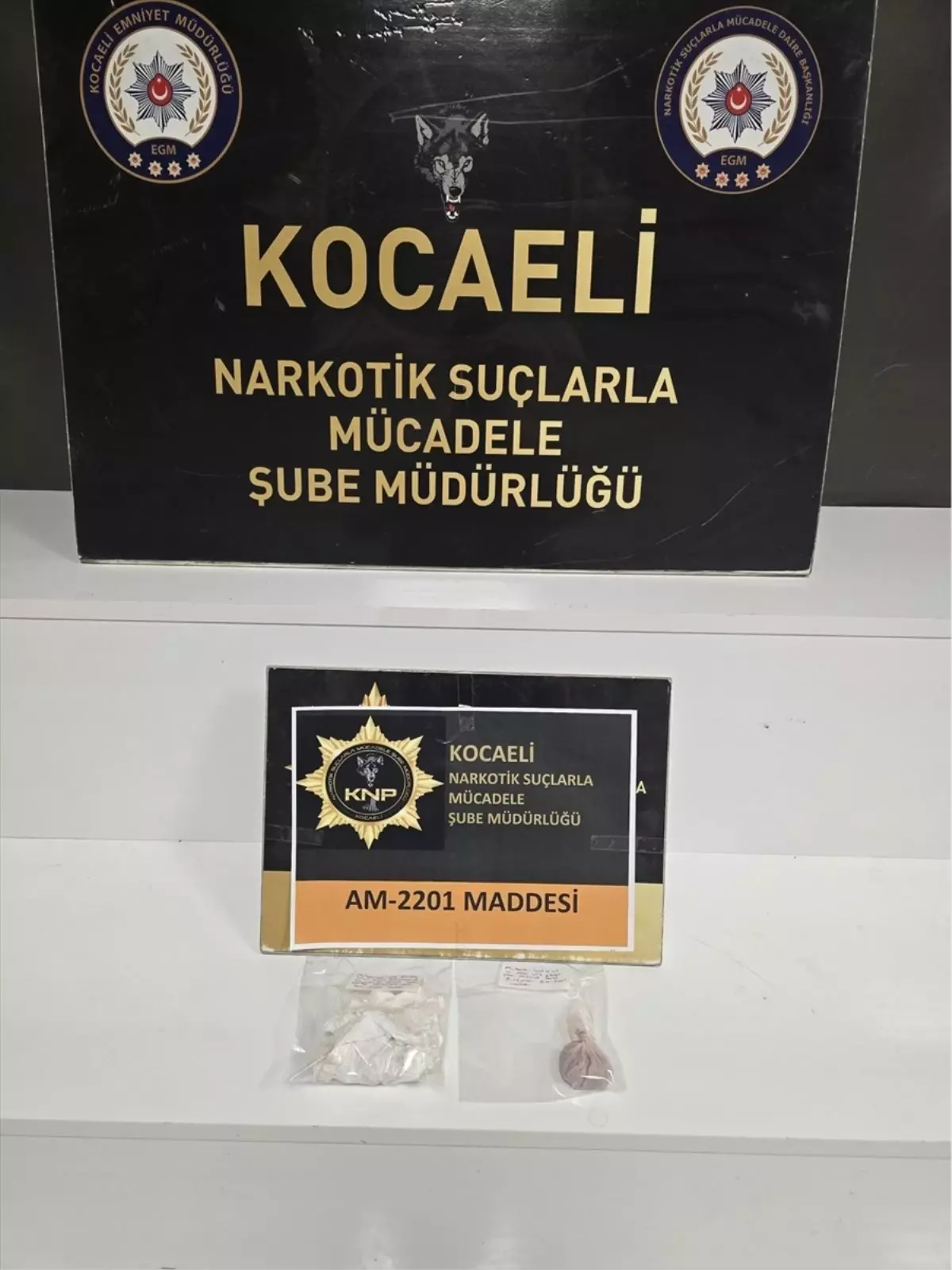 Kocaeli'de uyuşturucu operasyonlarında gözaltına alınan 5 şüpheli tutuklandı