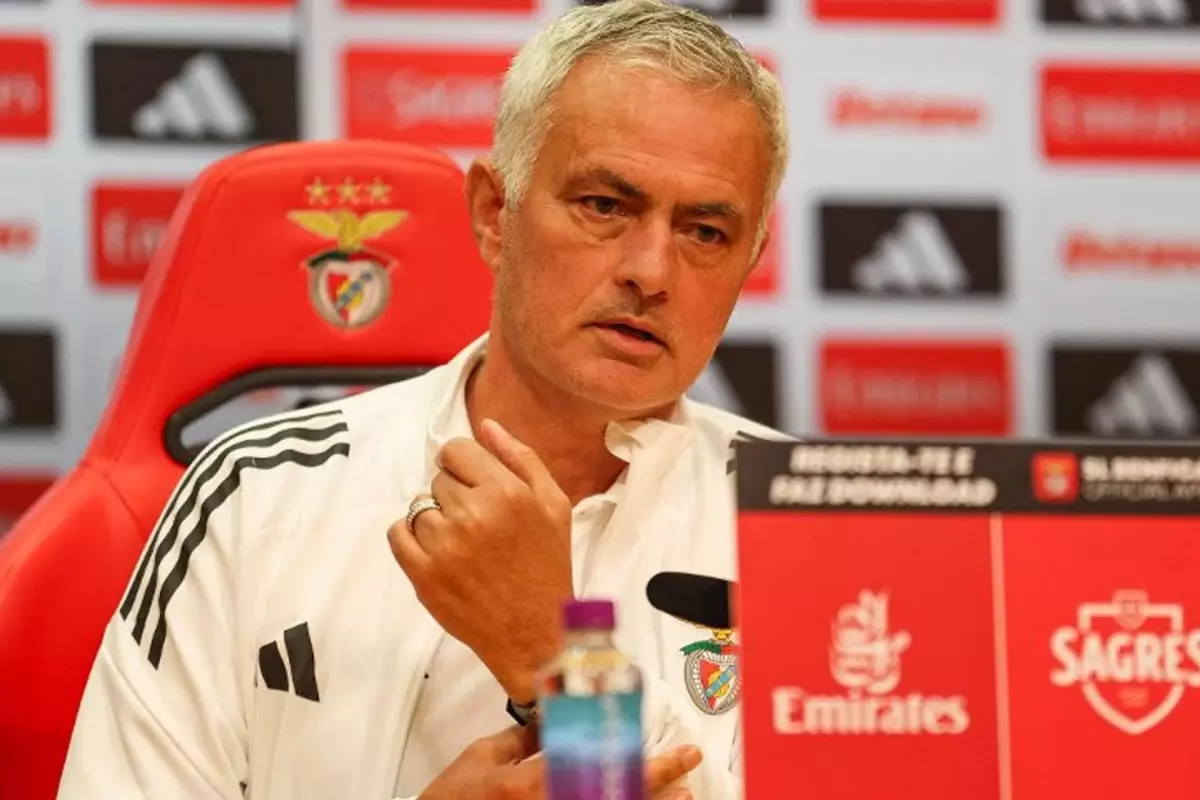 Kupadan elenen Mourinho futbolculara sardı