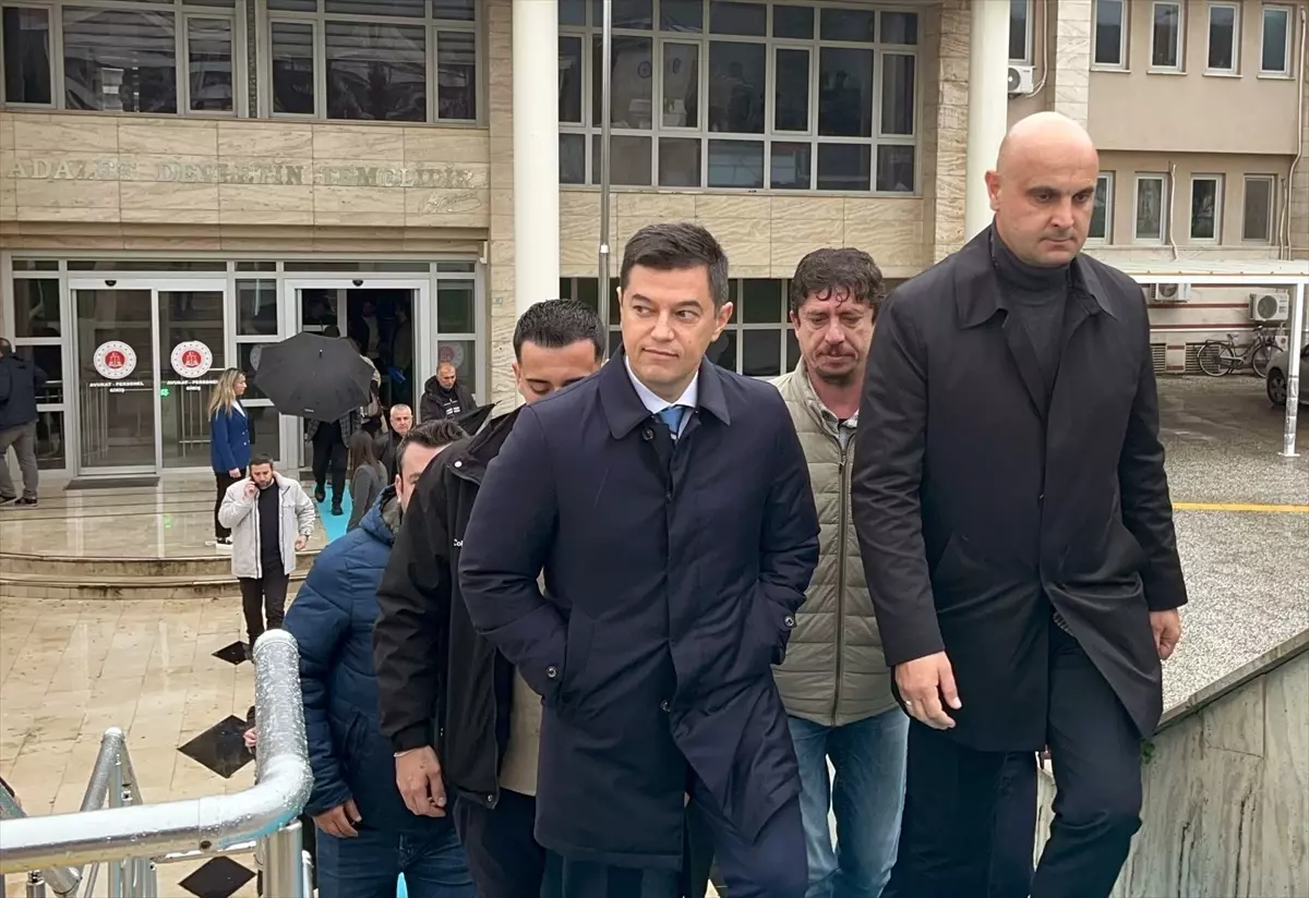 Marmaris Belediye Başkanı Ünlü ve 6 sanığın yargılanmasına devam edildi