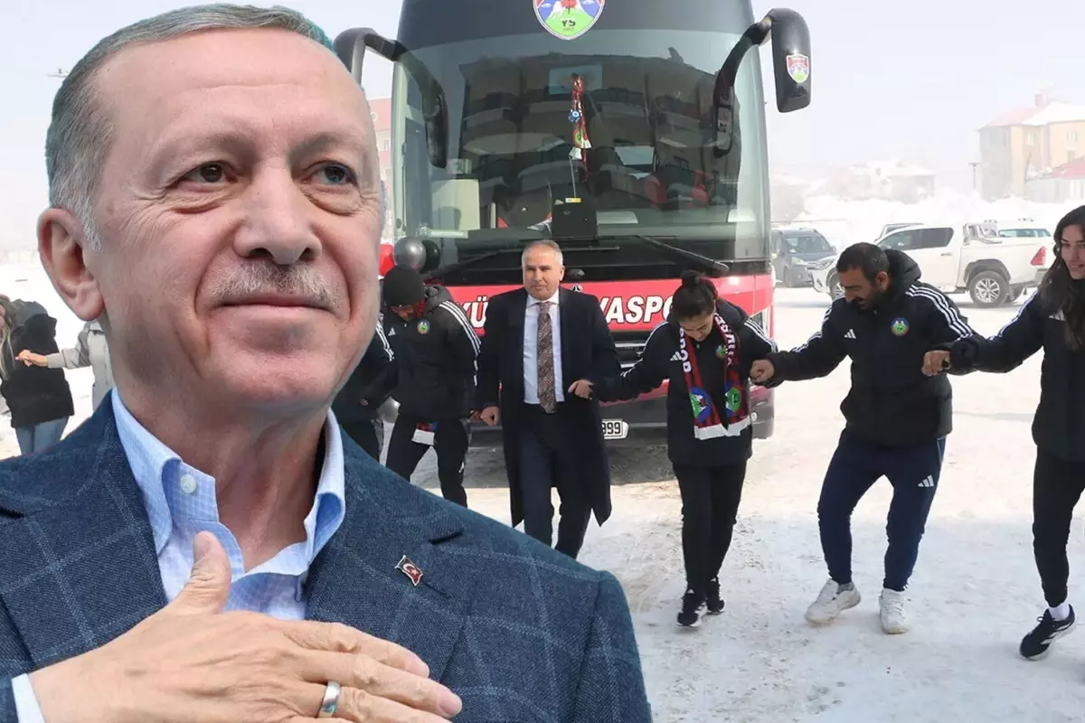 Recep Tayyip Erdoğan'ın hediyesini halay çekerek kutladılar