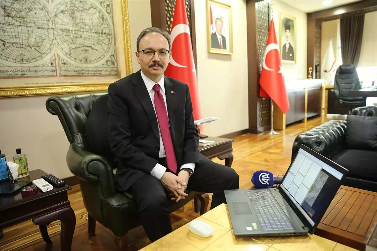 Siirt Valisi Kızılkaya, AA'nın "Yılın Kareleri" oylamasına katıldı