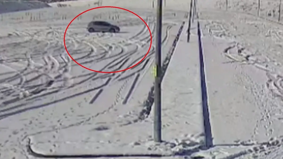 Sınav parkurunda drift atan 2 sürücüye 92 bin TL ceza