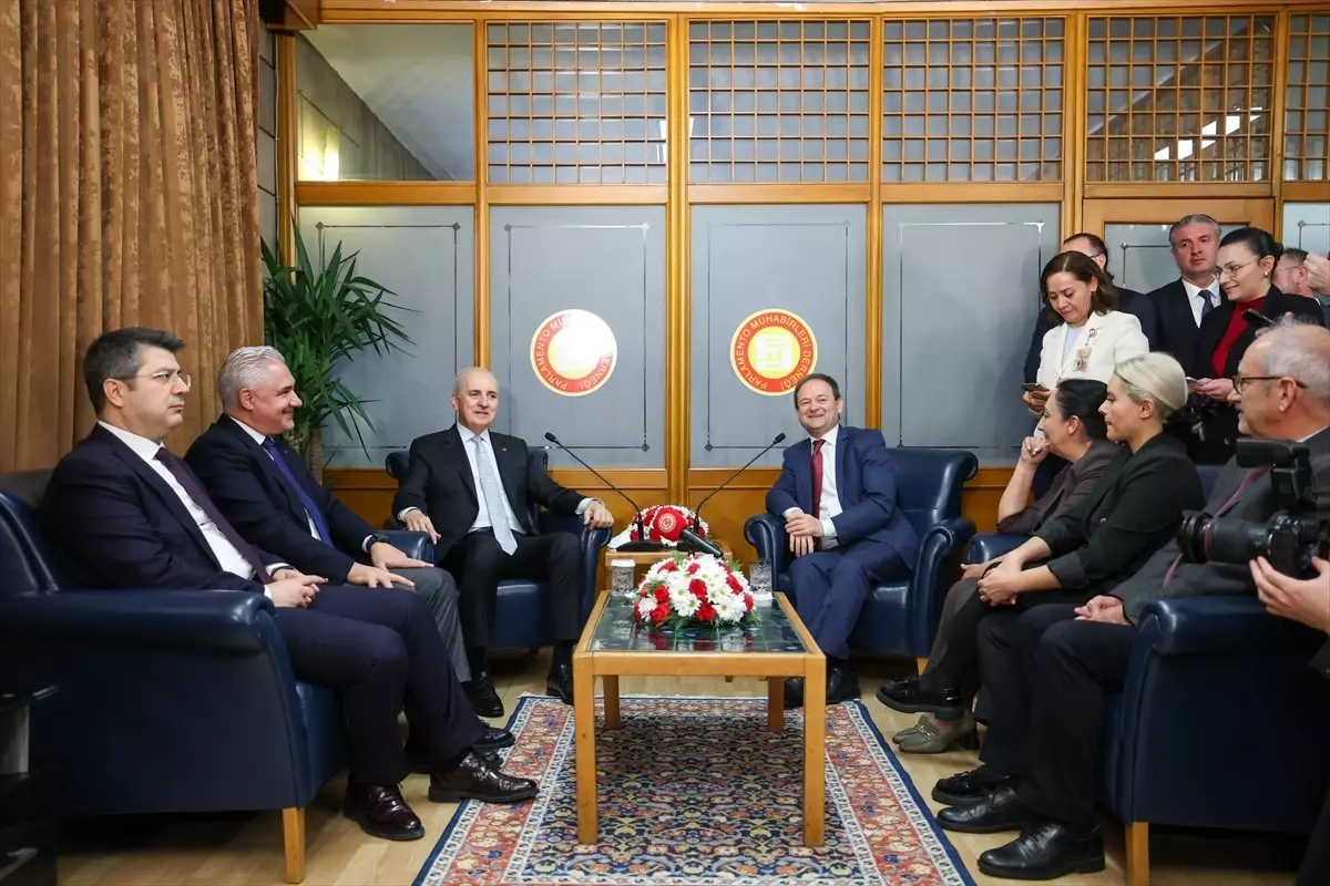 TBMM Başkanı Kurtulmuş, 10 Ocak Çalışan Gazeteciler Günü dolayısıyla parlamento muhabirlerini ziyaret etti Açıklaması