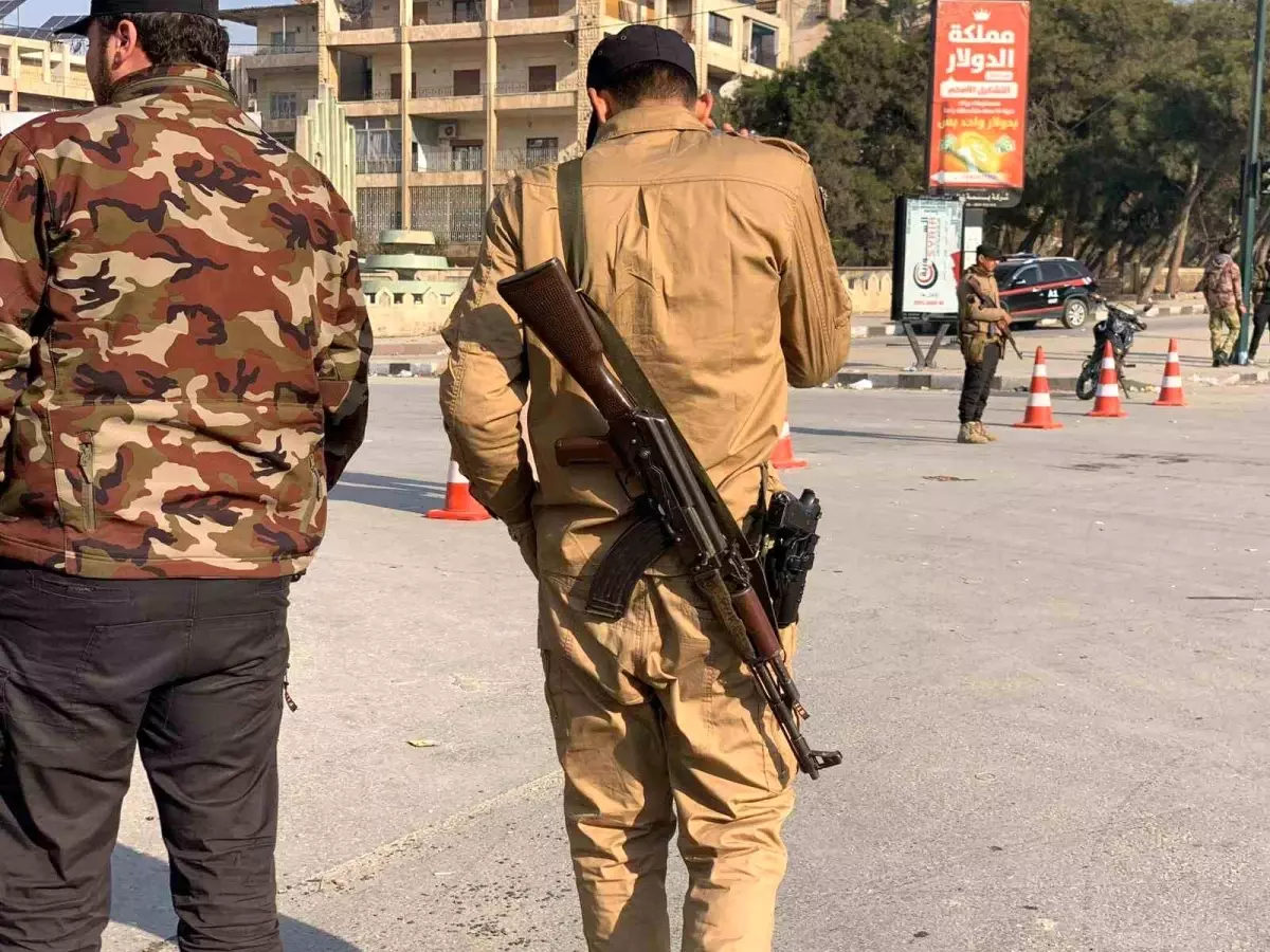 Terör örgütü SDG, Halep'te İhlas Haber Ajansı canlı yayın aracına ateş açtı