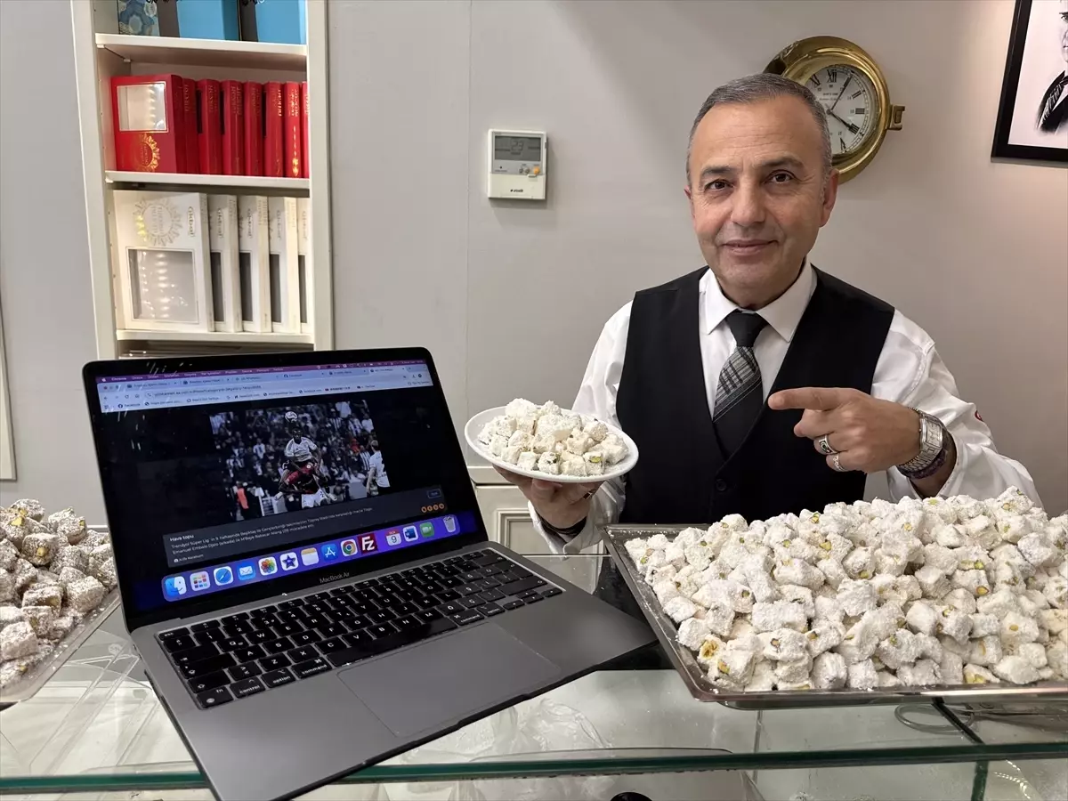 Afyonkarahisar'da esnaf, AA'nın "Yılın Kareleri" oylamasına katıldı