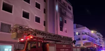 Alanya'da personel lojmanında çıkan yangında 3 kişi dumandan etkilendi