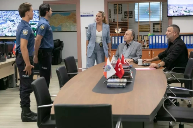 Arka Sokaklar 734. bölüm full HD tek parça izleme linki var mı?
