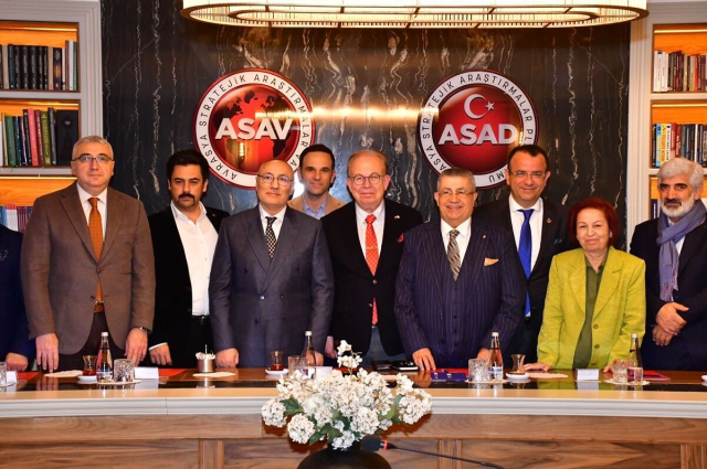 ASAVTALKS'ta küresel gelişmeler ve Türkiye'nin rolü tartışıldı