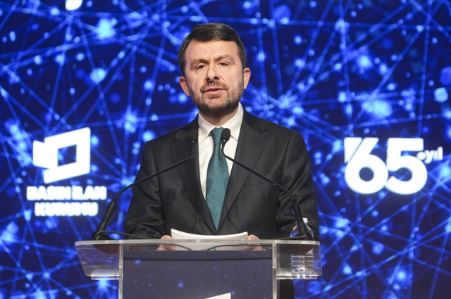 Basın İlan Kurumu'ndan dijital dönüşüm paneli: Yapay zeka gazeteciliği nereye götürüyor?