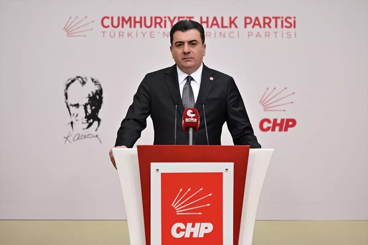 CHP Sözcüsü Emre, basın toplantısı düzenledi Açıklaması