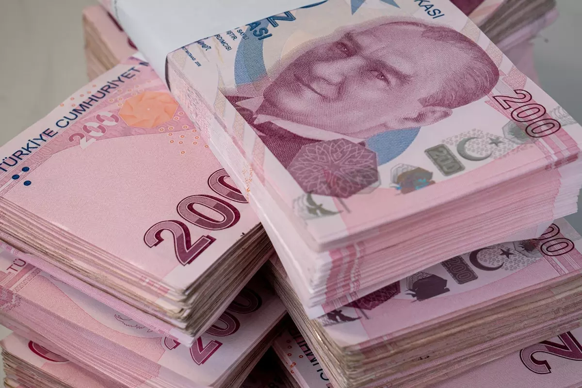 Diyanet'ten evlenecek çiftlere 500 bin lira hibe! İşte şartlar