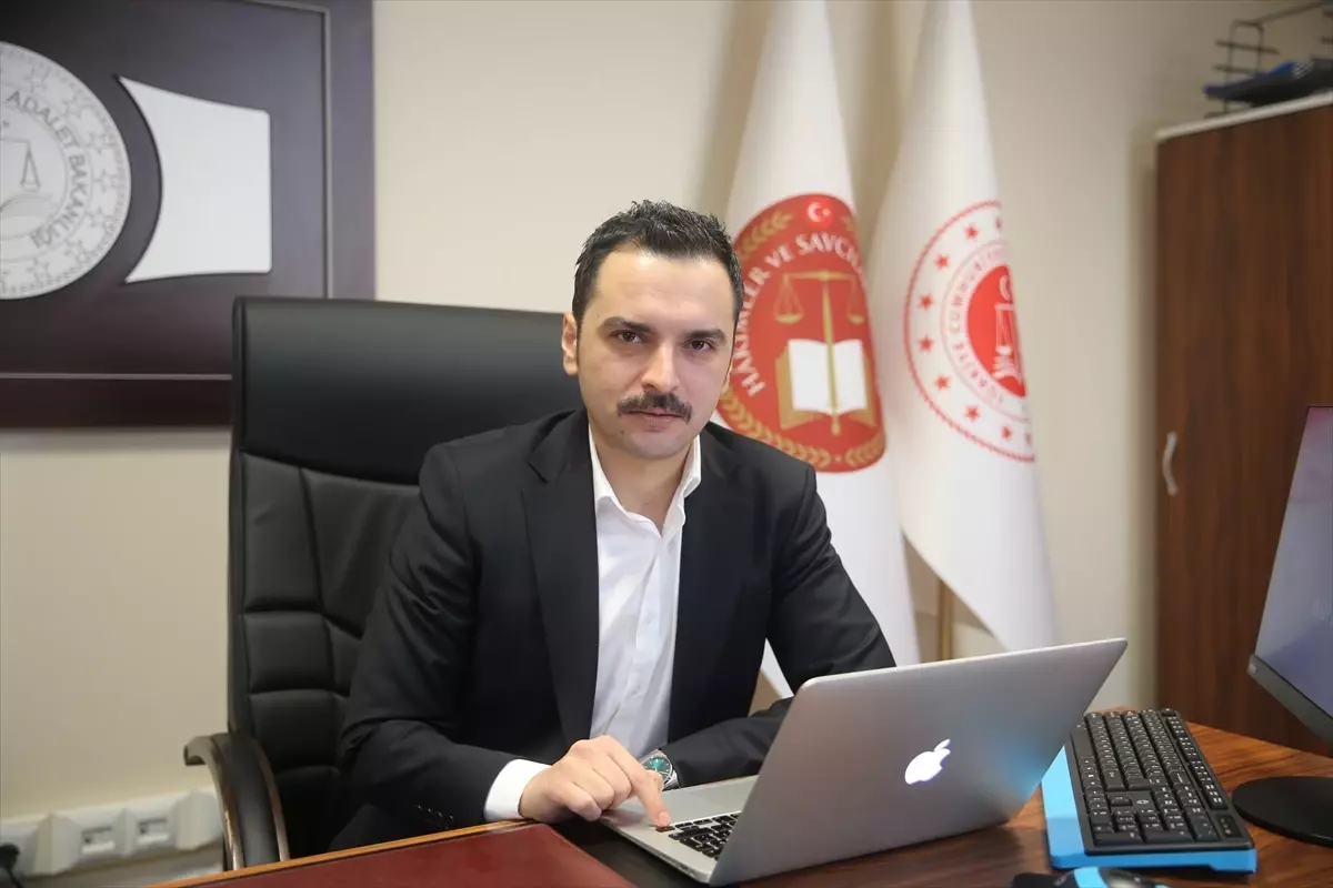 Edirne Cumhuriyet Başsavcı Vekilleri Yıldız ve İpek, AA'nın 'Yılın Kareleri 2025' oylamasına katıldı