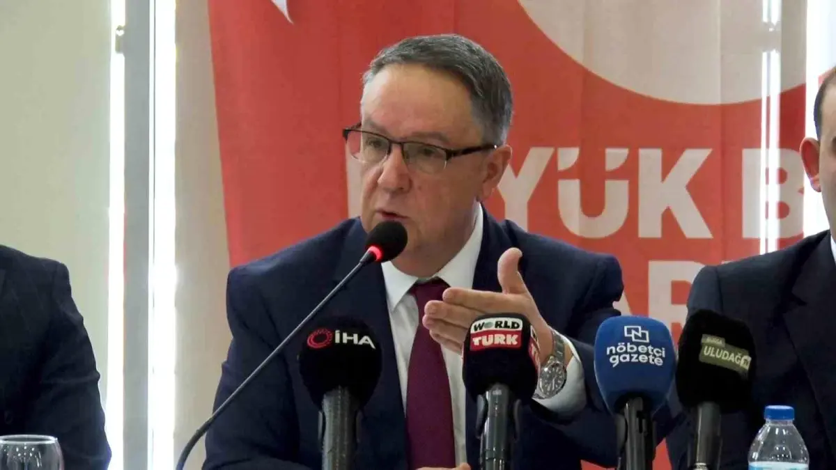 Ekrem Alfatlı: 'Asgari ücret enflasyonu tetikleyen bir etken değildir'