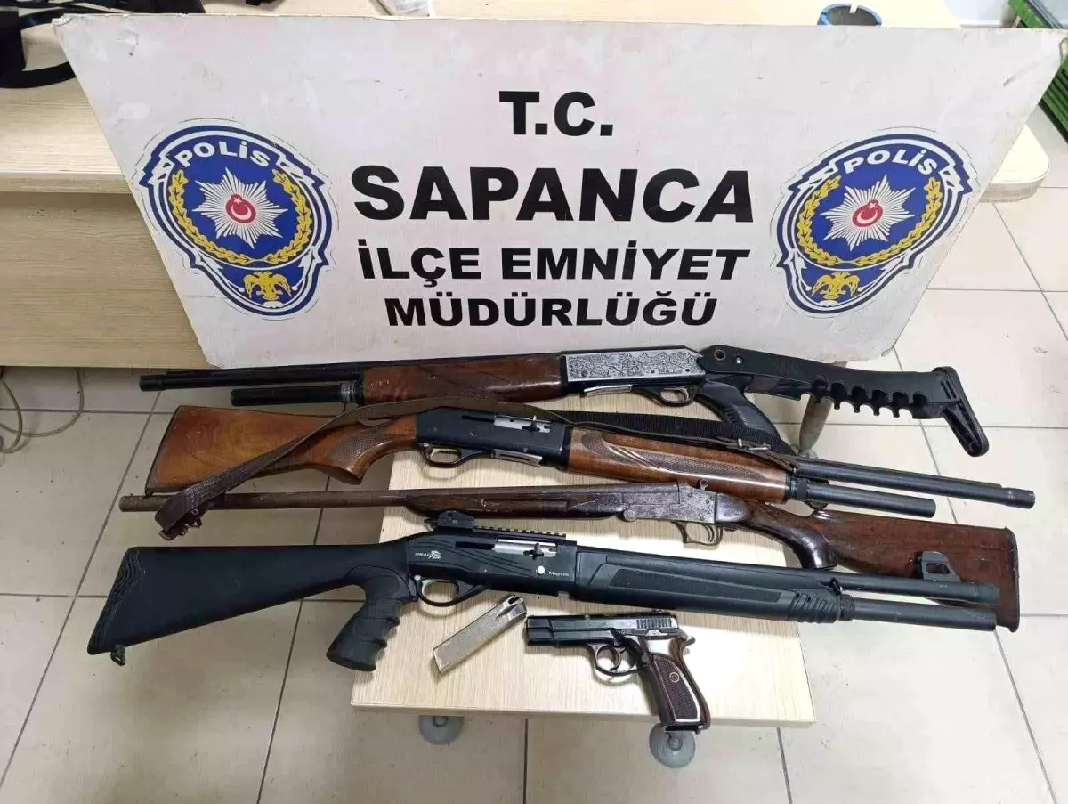 Emniyet ekipleri zehir tacirlerine göz açtırmıyor: 2 gözaltı