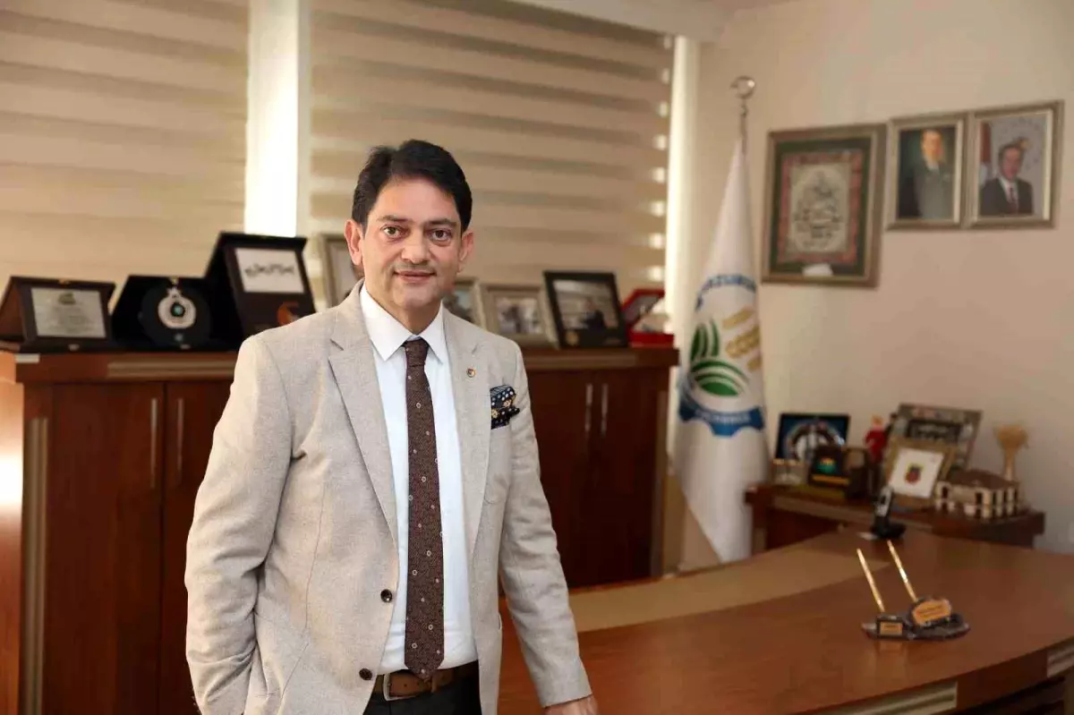 ETB Başkanı Hakan Oral'dan çalışan gazeteciler günü mesajı