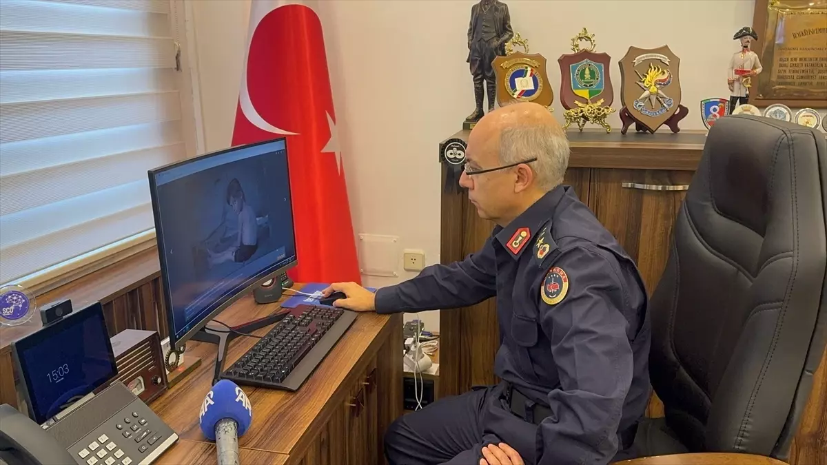 Isparta İl Jandarma Komutanı Karamanoğlu, AA'nın 'Yılın Kareleri' oylamasına katıldı