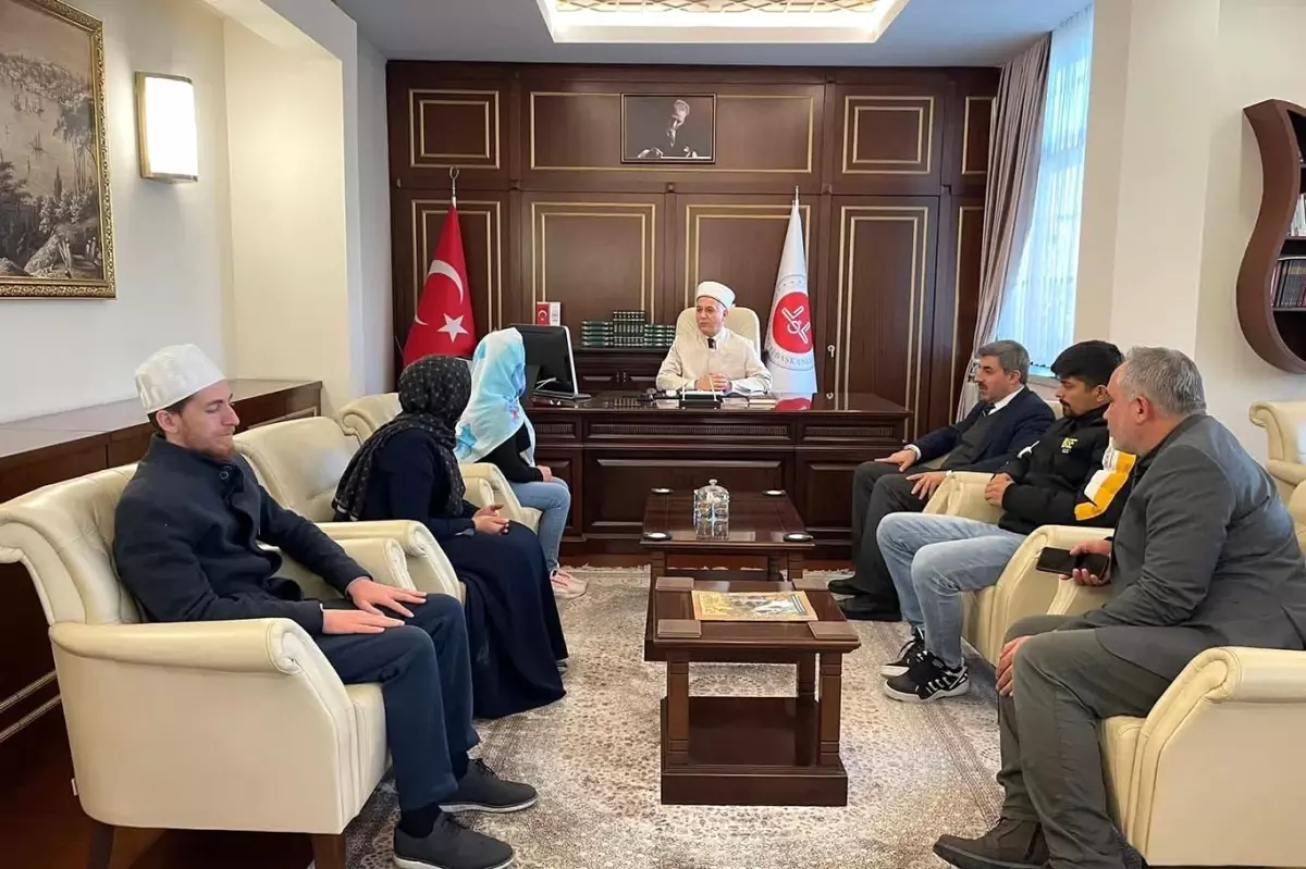 Macar kadın Kur'an-ı Kerim'den etkilenerek Müslüman oldu