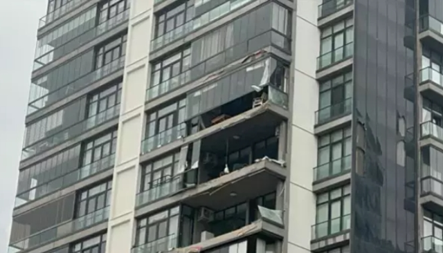 Rüzgar - fırtına nedeniyle İstanbul'da okullar tatil oldu mu? Rüzgar - fırtına nedeniyle İstanbul'da okullar tatil oldu mu?