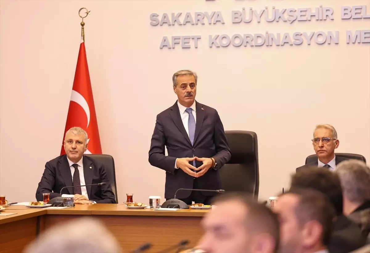 Sakarya Büyükşehir Belediye Başkanı Alemdar, SATSO heyetiyle buluştu