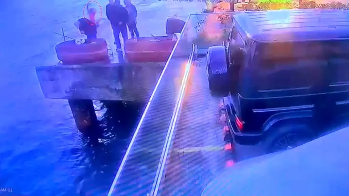 Sarıyer'de hayatını kaybeden motosikletli gencin denize düştüğü anlar kamerada