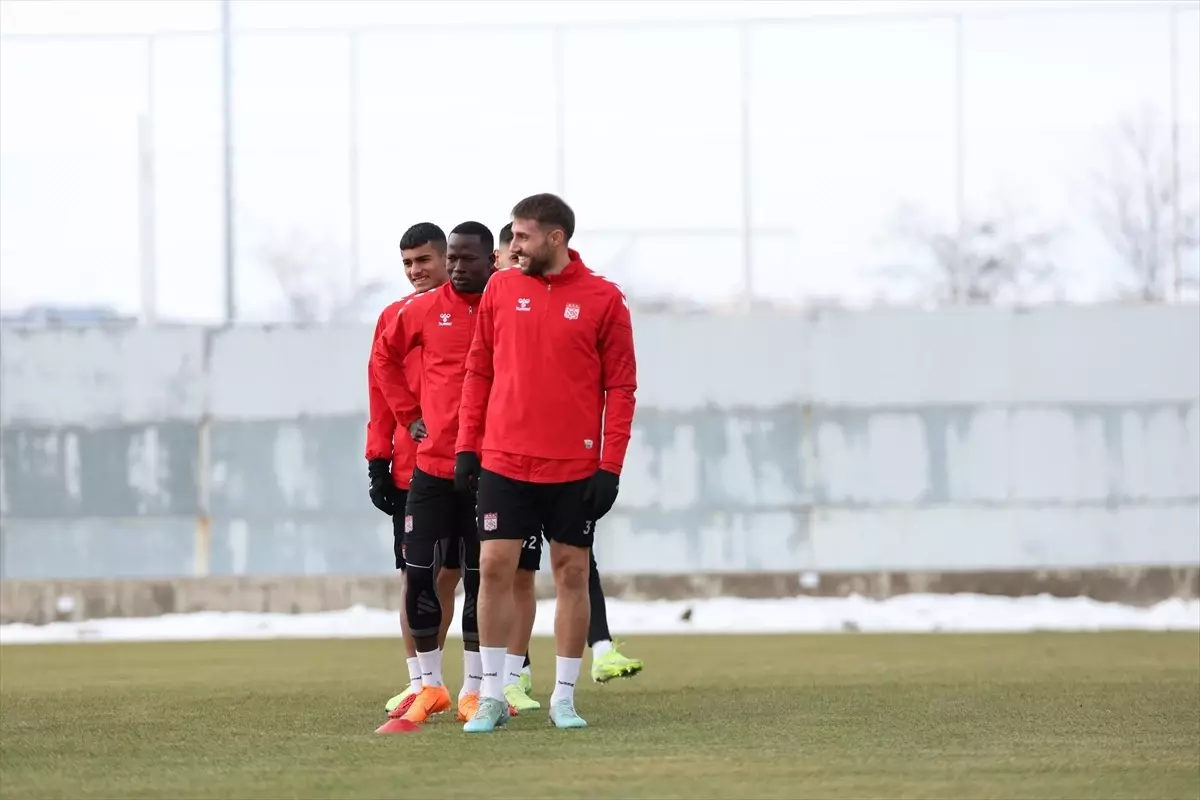 Sivasspor, Erzurumspor FK maçının hazırlıklarına devam etti