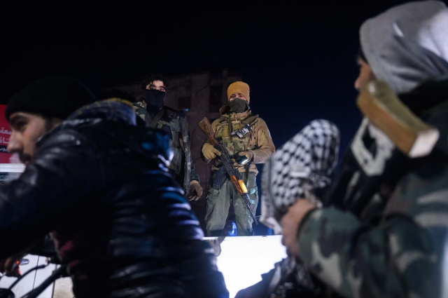 suriye ordusu halep te ypg ye operasyona basladi 19445720 8998 m