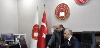 Van Cumhuriyet Başsavcısı Kara, AA'nın 'Yılın Kareleri' oylamasına katıldı