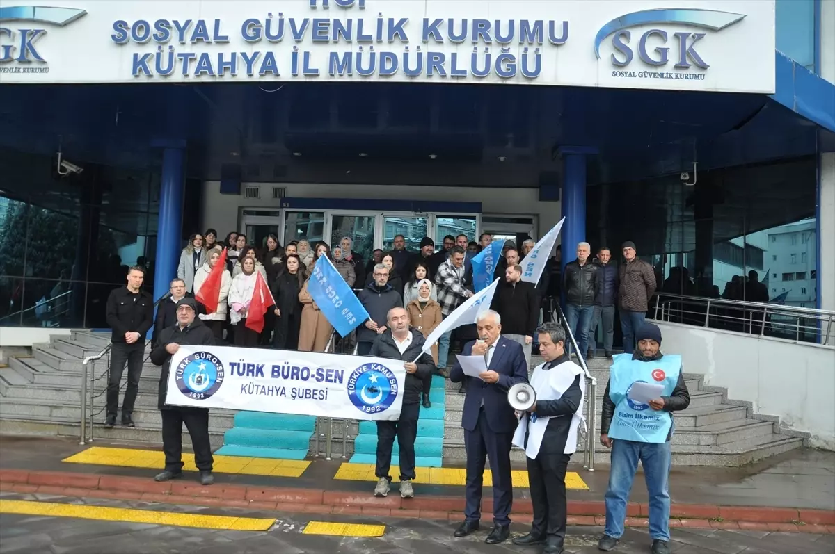 Yalova'da öldürülen avukat için Kütahya'da basın açıklaması yapıldı