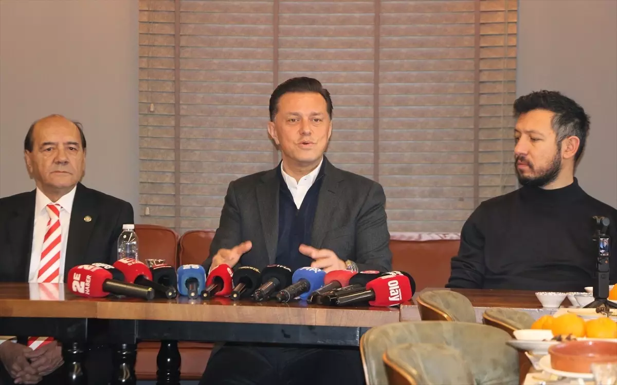 AK Parti MKYK Üyesi ve Eskişehir Milletvekili Hatipoğlu, gazetecilerle buluştu