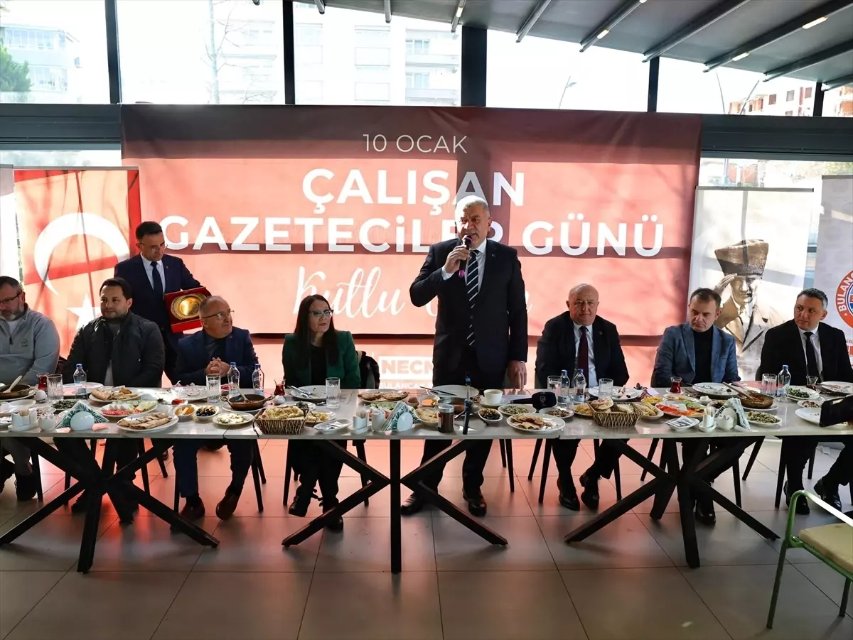 Bulancak Belediye Başkanı Sıbıç, gazetecilerle bir araya geldi