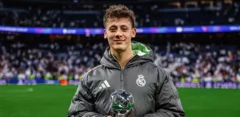 Fenerbahçe'nin Süper Kupa'yı aldığını gören Arda hemen telefona sarıldı