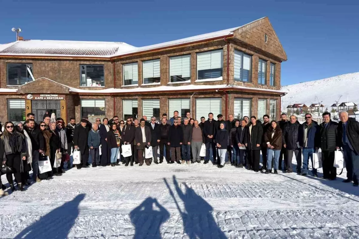 Gazeteciler Günü'nde Vali Cahit Çelik basın mensuplarıyla bir araya geldi