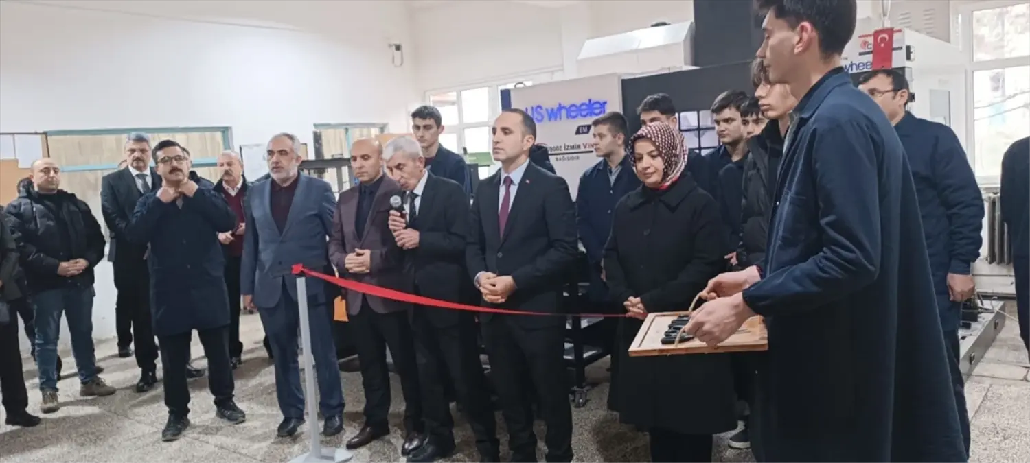 İskilip'te meslek lisesine CNC tezgahı kazandırıldı