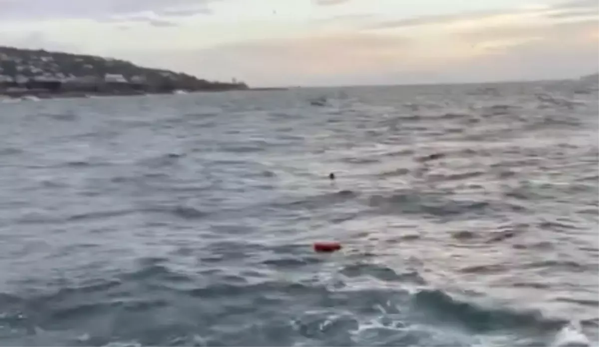 Maltepe'de Denize Giren Kişi Boğularak Hayatını Kaybetti