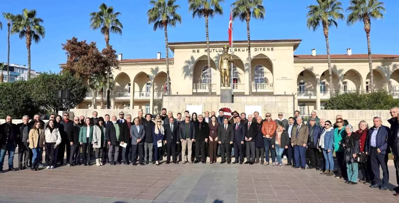 Mersin'de 10 Ocak Çalışan Gazeteciler Günü kutlandı
