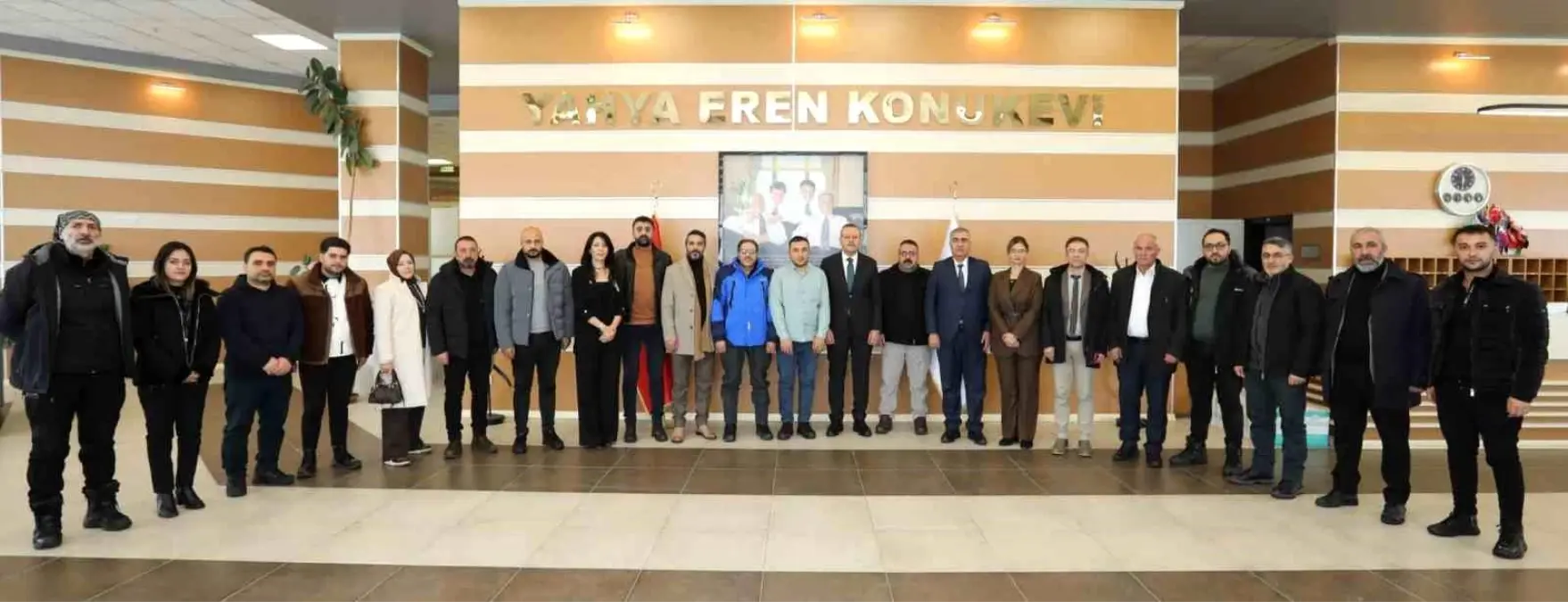 Rektör Elmastaş, Gazetecileri ağırladı