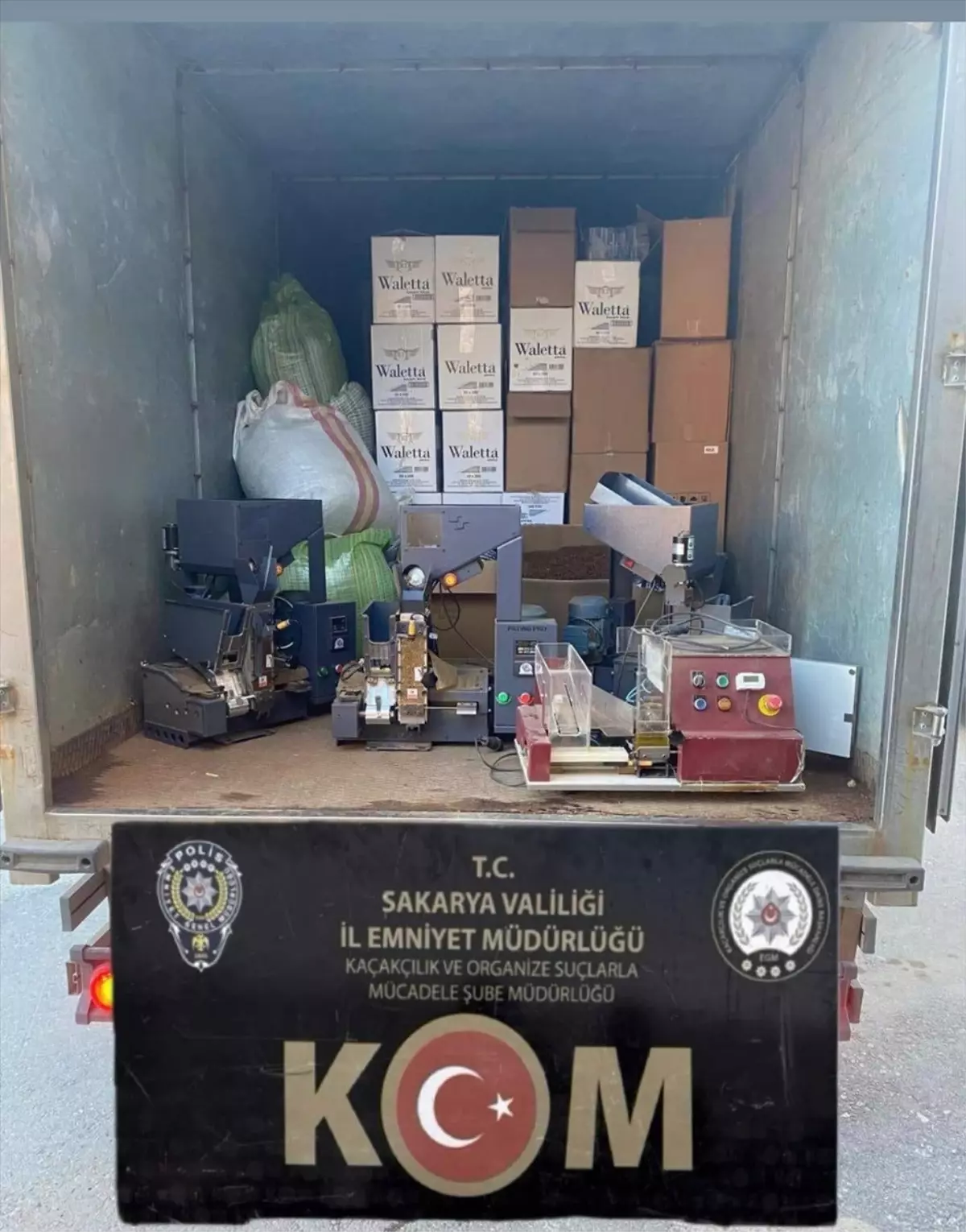 Sakarya'da kaçak tütün operasyonunda 1 şüpheli gözaltına alındı