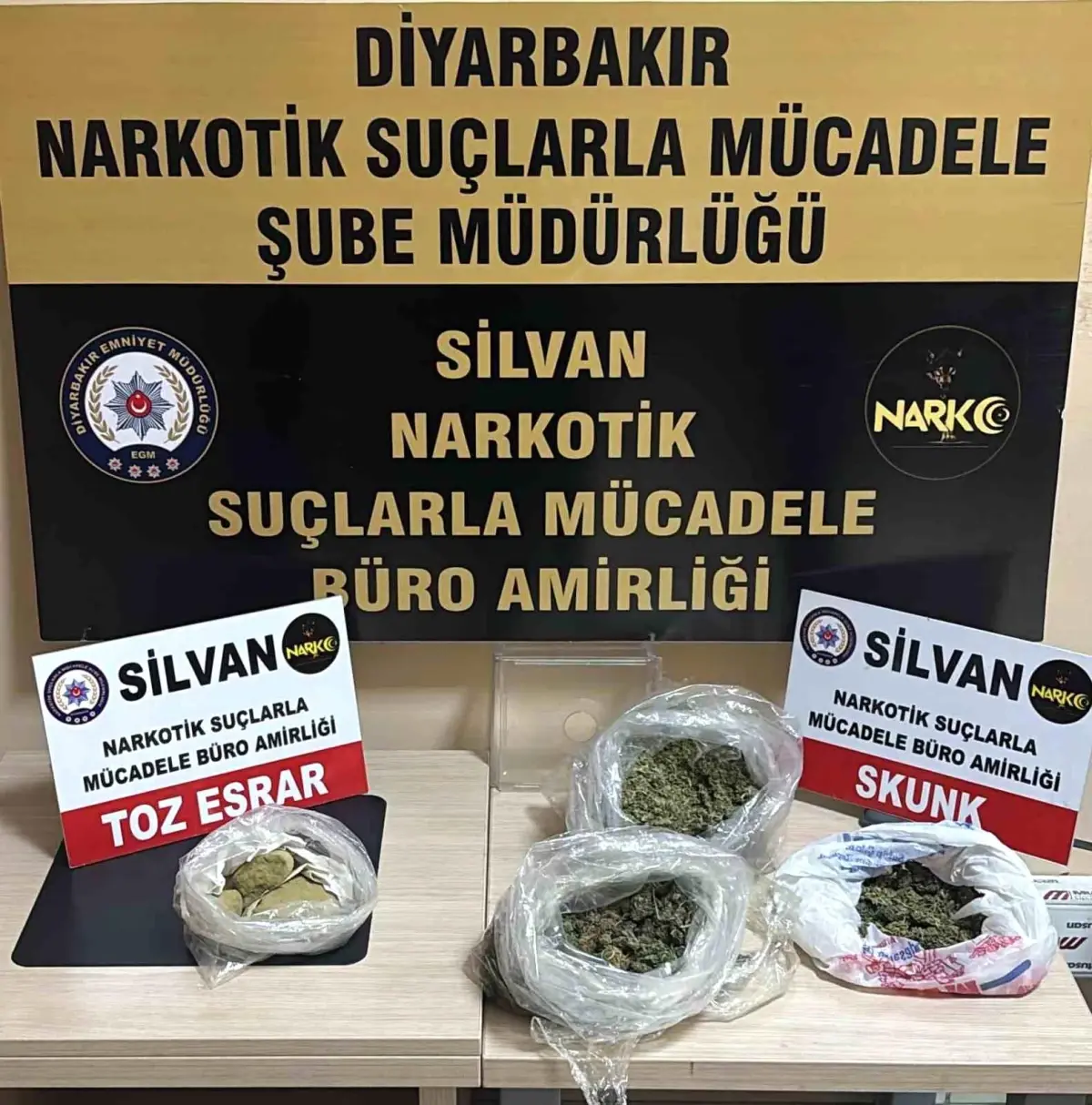 Silvan'da uyuşturucu tacirlerine şafak operasyonu: 1 tutuklama