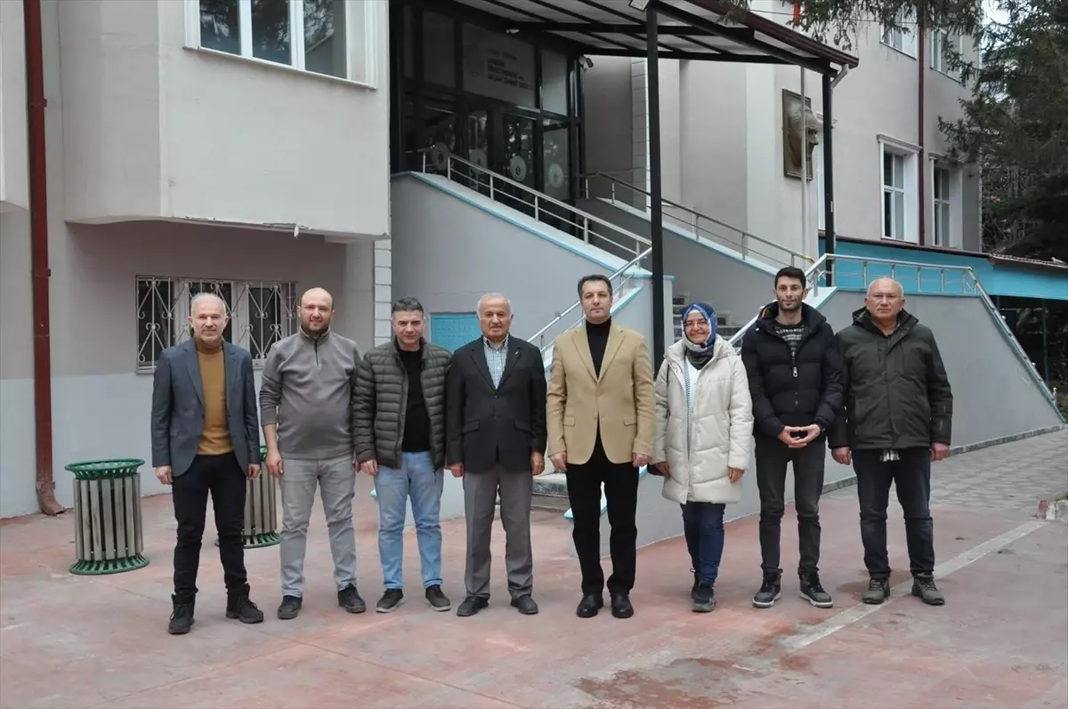 Sorgun Kaymakamı Canpolat, ilçedeki gazetecilerle buluştu