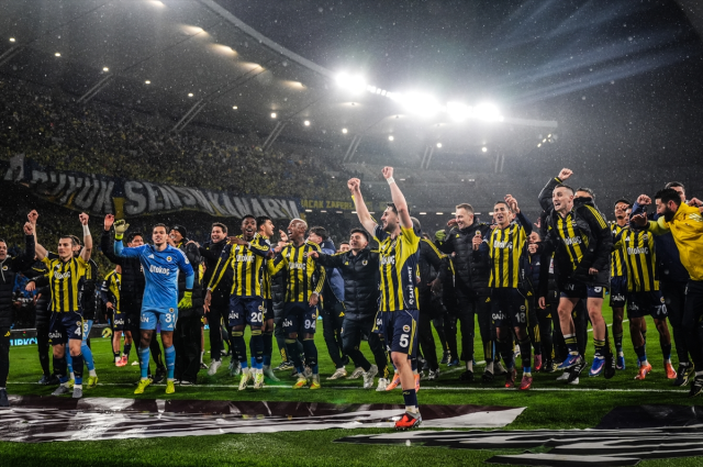 super kupa sampiyonu fenerbahce kupasini aldi 19448671 2794 m