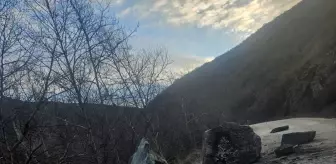 Tokat'ta heyelan nedeniyle kapanan yol ulaşıma açıldı