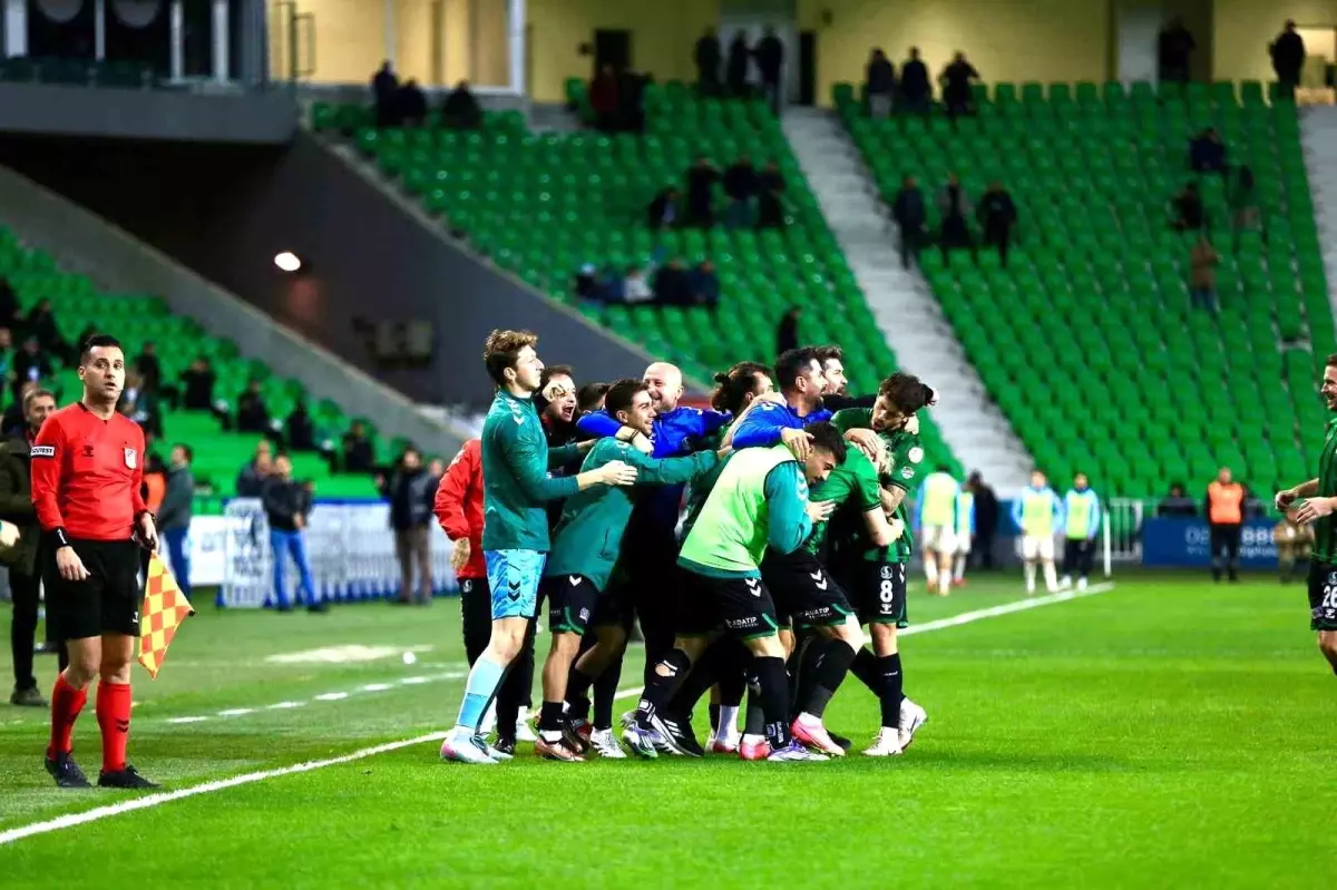 Trendyol 1. Lig: Sakaryaspor: 1 Bandırmaspor: 1