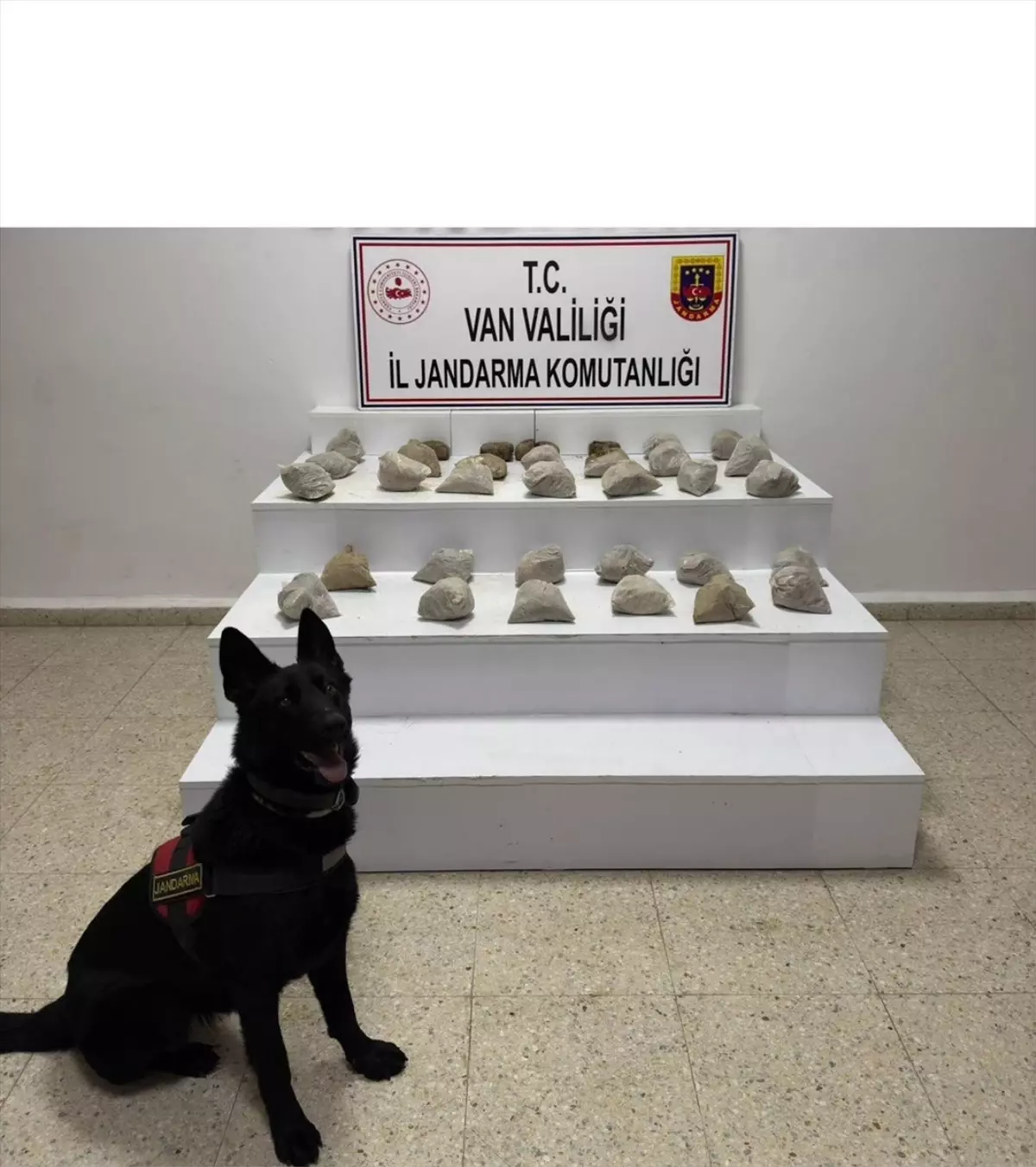 Van'da 24 kilogram eroin ele geçirildi